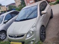 Hyundai i20 1.4 AT, 2010, 140 000 км, с пробегом, цена 725 000 руб.