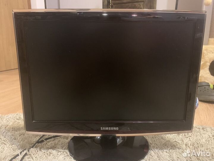 Монитор Samsung syncmaster T200