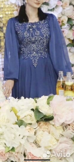 Вечернее платье