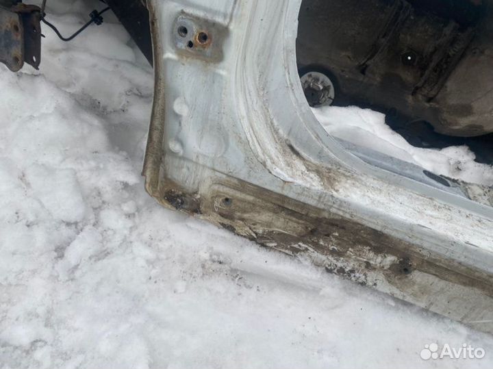 Порог левый Nissan Almera G15 K4M 1.6 2015