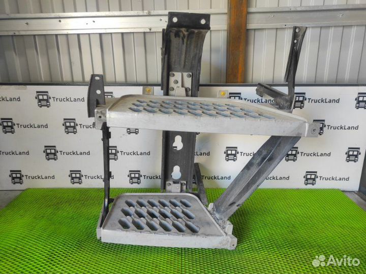 Корпус подножки левый Volvo Fh 4