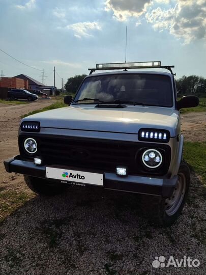 LADA 4x4 (Нива) 1.7 МТ, 2010, 250 000 км
