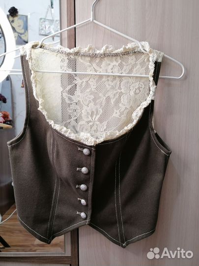 Винтажная жилетка