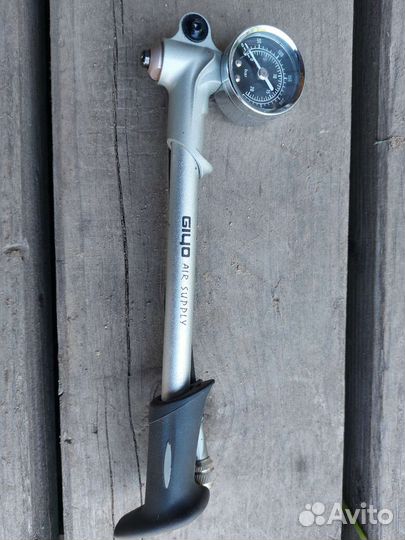 Насос для вилок и амортизаторов