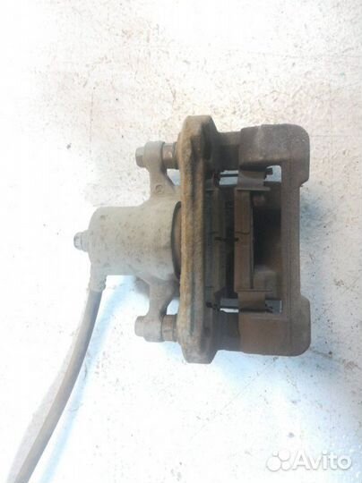 Суппорт задний левый Hyundai Ix35 LM 2.0 2014