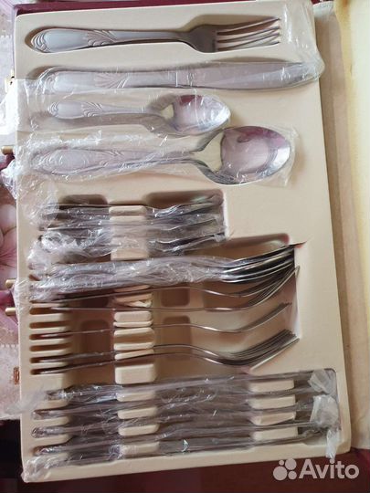 Набор столовых приборов на 6 персон