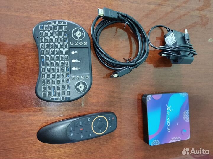 Android TV приставка с пультами ду