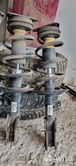 Комплект амортизатор. на ладу Весту LADA vesta