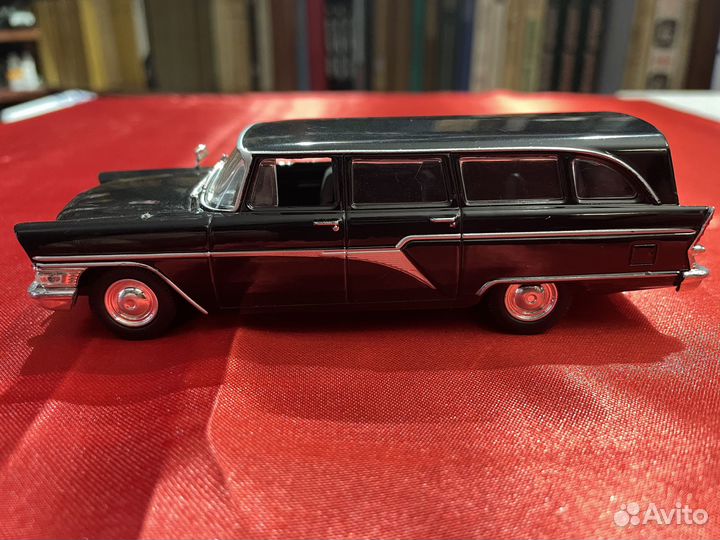 Модели автомобилей газ (зис; зим) 1:43