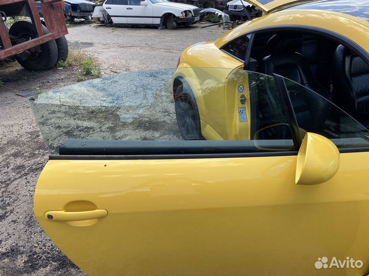 Стекла дверные Audi TT 8N