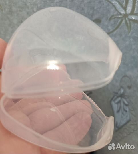 Нагрудник, держатель для пустышки, вилочка, футляр