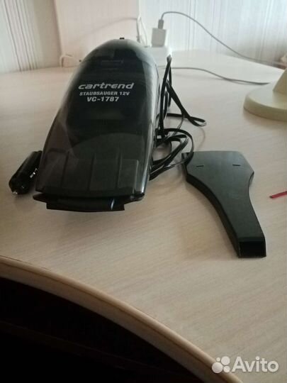 Автомобильный пылесос