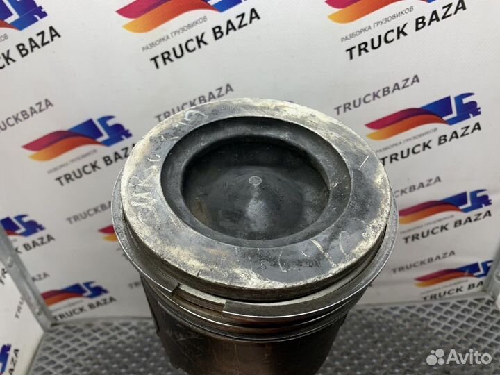 Поршень с шатуном Iveco Stralis