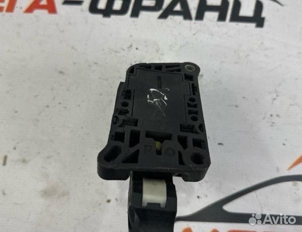 Педаль газа Peugeot 307 седан TU5 2005