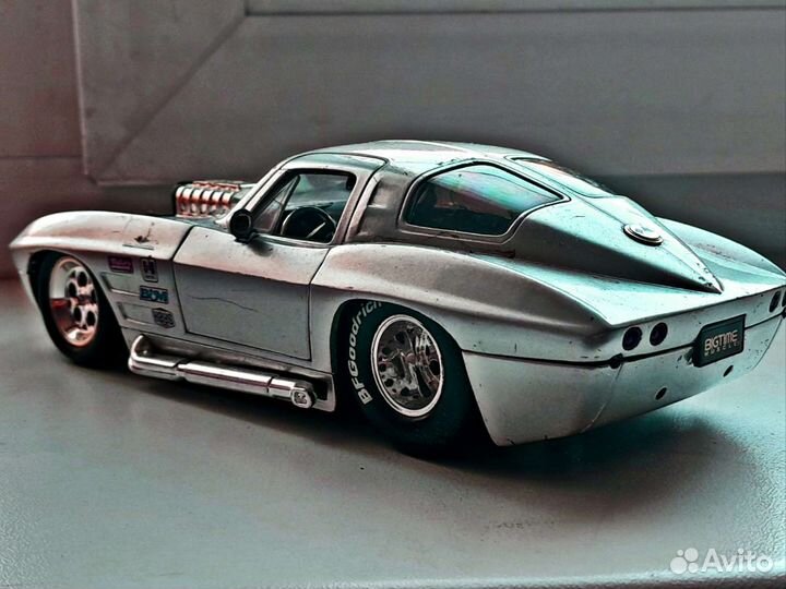Модель Chevrolet Corvette