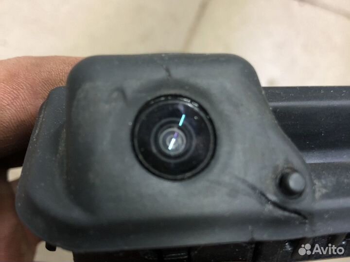 Камера с кнопкой и омывашкой VAG