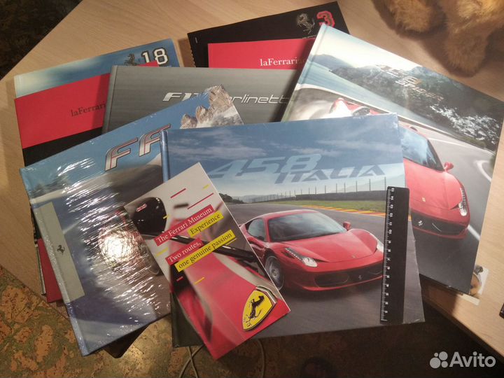 Фото книги Ferrari