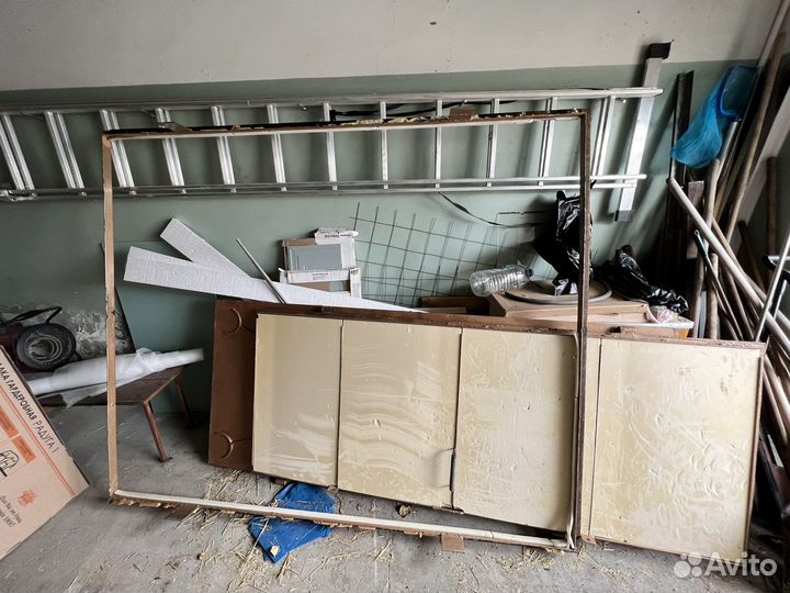 Дверь металлическая двухстворчатая