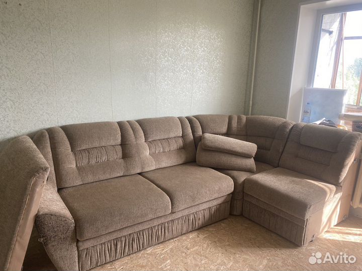Угловой диван