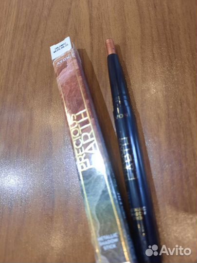 Тени Карандаш для век 