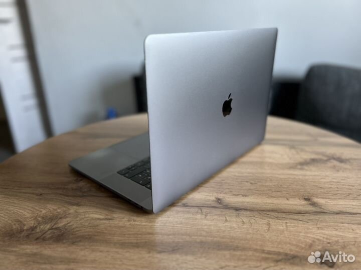 Macbook pro 15 2019 i7 256 макбук
