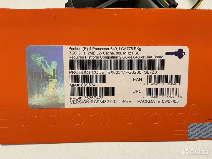 Intel Pentium 4 3,2ггц сокет 775 + кулер +радиатор