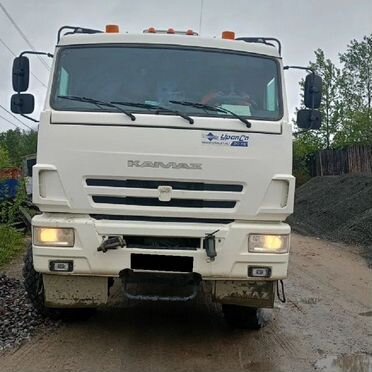 Вахтовый автобус УралСпецТранс УСТ 54535Р, 2023