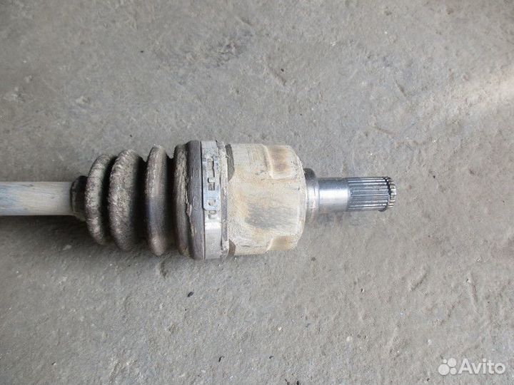 Полуось передняя левая Hyundai Solaris 2010-2017