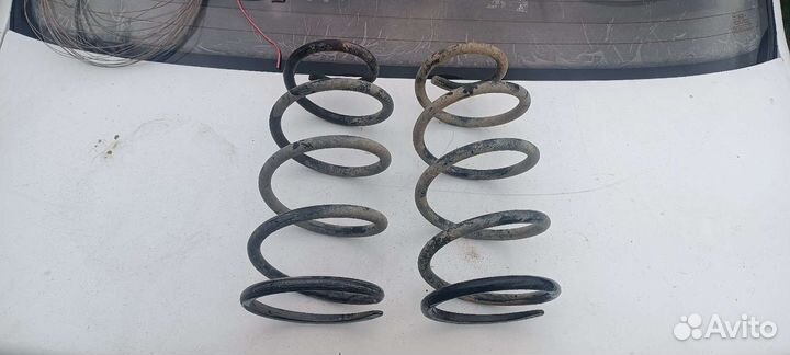 Задние пружины Toyota town ace
