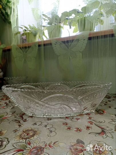 Хрустальная ваза