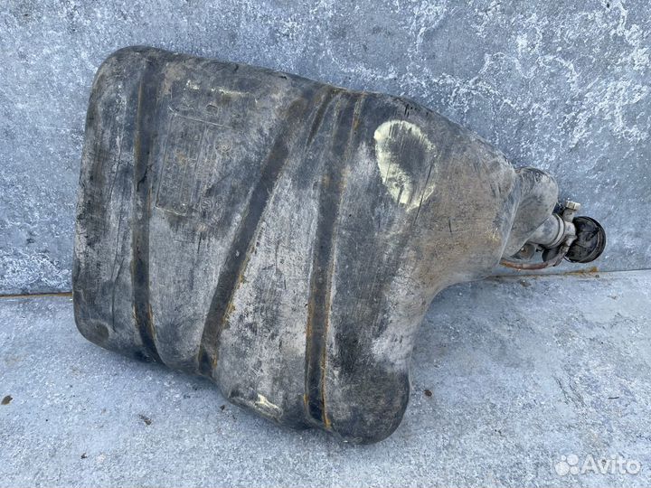 Бак топливный для Volkswagen Golf 2