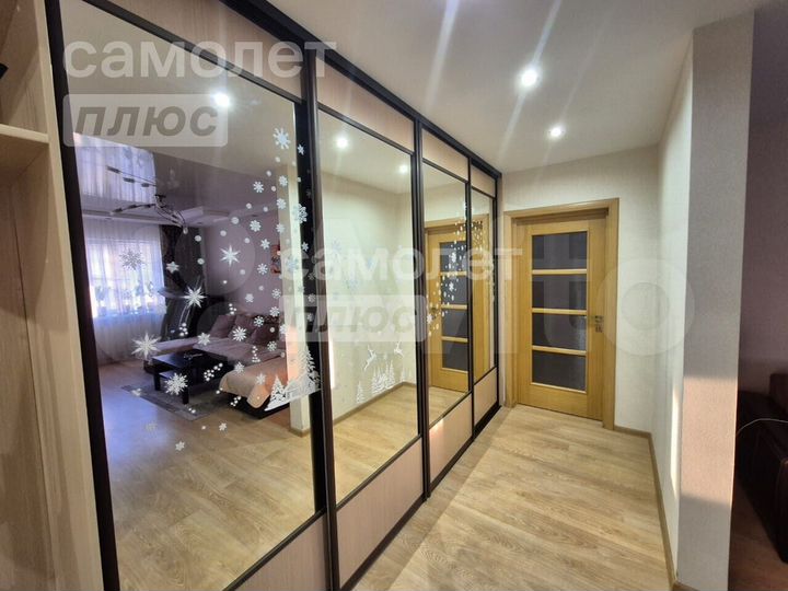 2-к. квартира, 72,5 м², 13/16 эт.