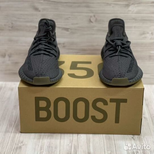 Кроссовки мужские Adidas yeezy