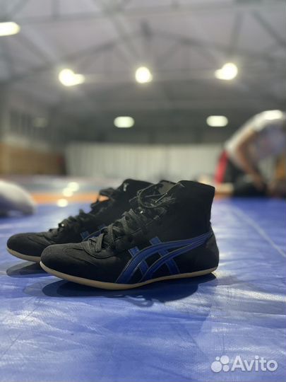 Борцовки asics tiger