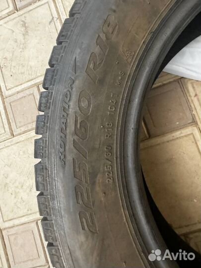 Pirelli Ice Zero 2.25/60 R18 103H