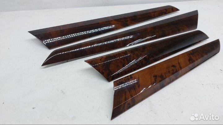 Накладка декоративная Mercedes-Benz C W204 1.8