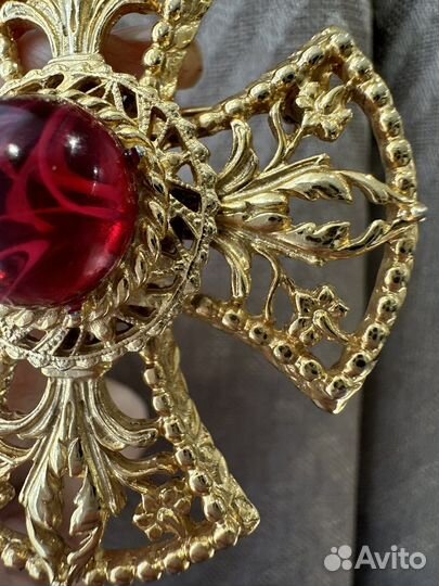 Винтажная брошь от ART