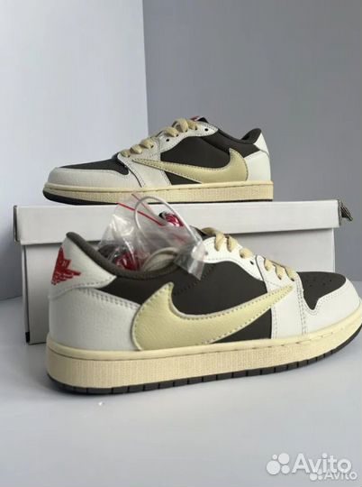 Кроссовки Nike SB Dunk Low x Travis Scott