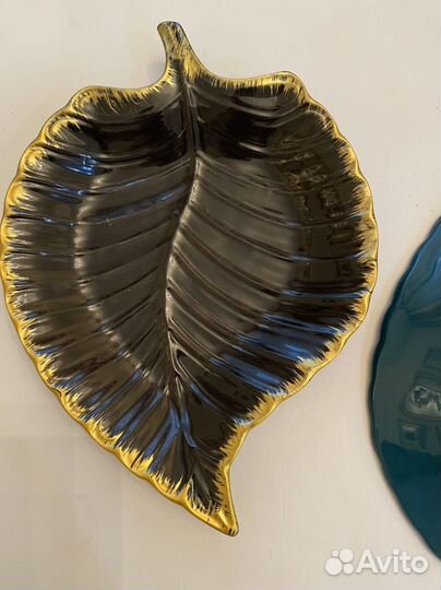 Блюдо керамическое лист