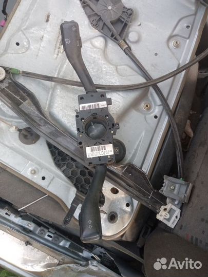 Подрулевой переключатель Skoda Fabia 1