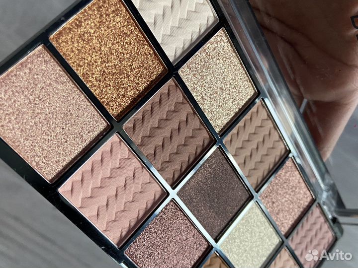 Палетка теней revolution новая