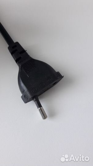 Настольная лампа