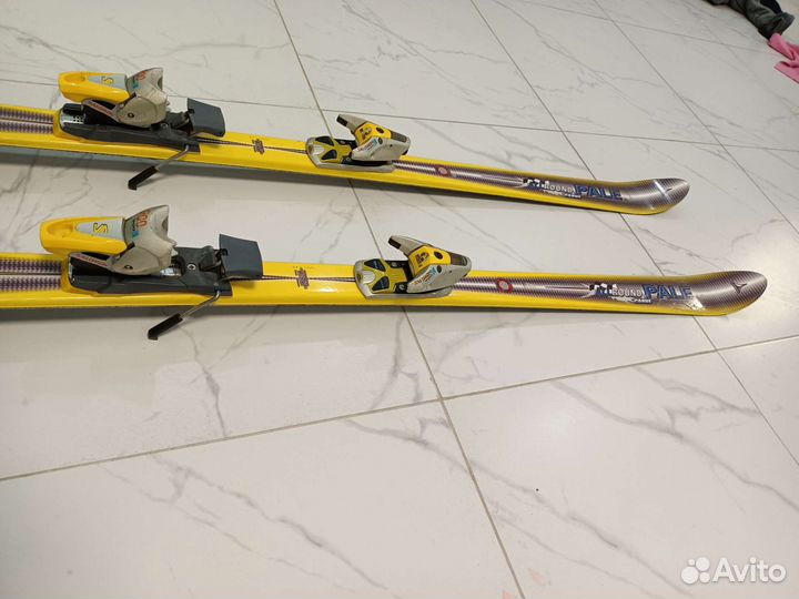 Горные лыжи и ботинки 25.5