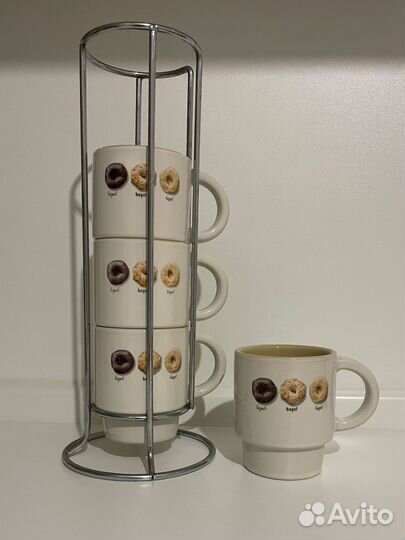 Набор чашек на подставке Испания новый