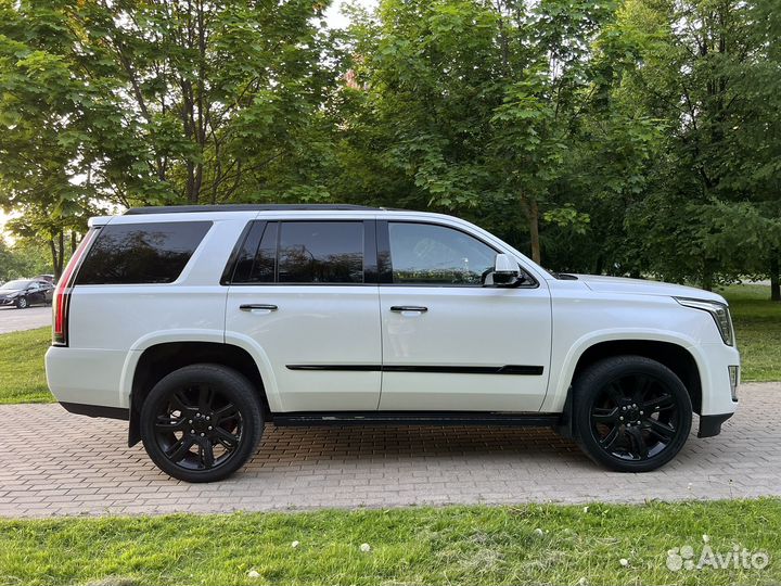 Cadillac Escalade 6.2 AT, 2016, 127 500 км