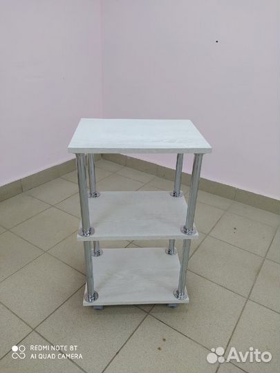Тележка косметолога, этажерка,тележка мастера