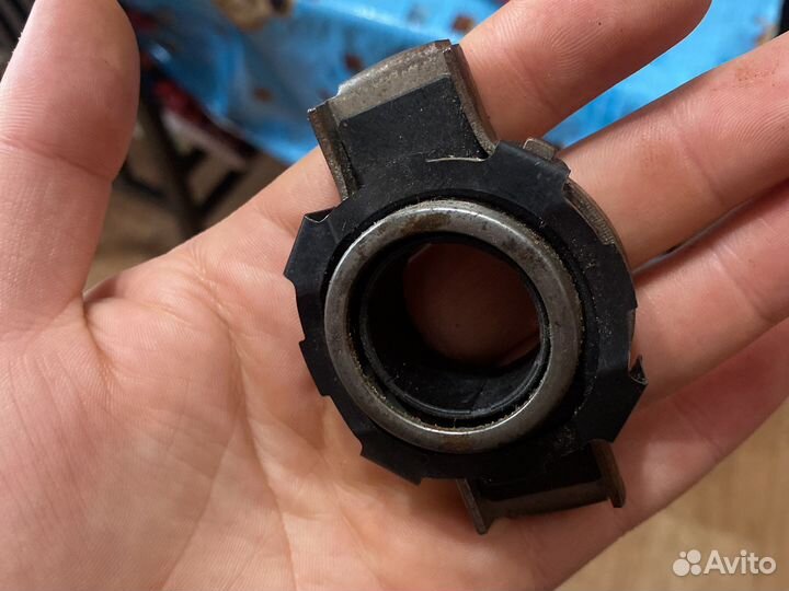 Выжимной подшипник