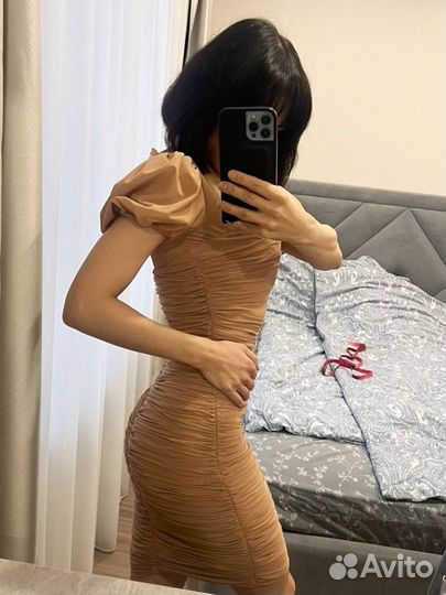 Платье бежевое сетка xs