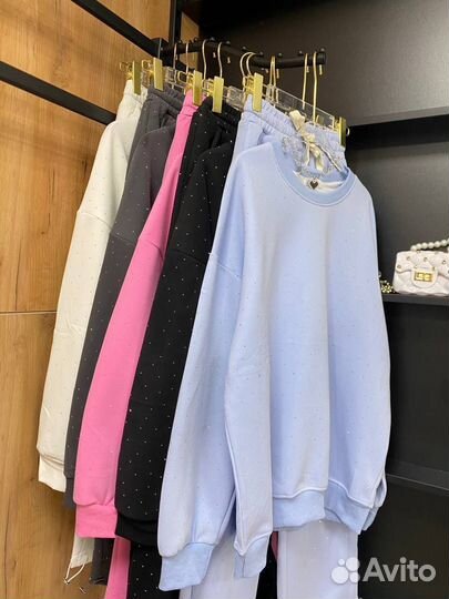 Комфортный костюм женский