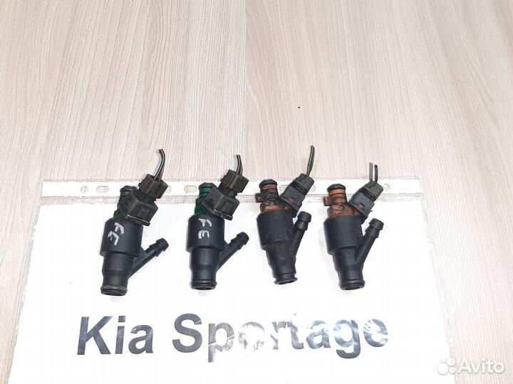 Форсунка бензиновая 2.0л Kia Sportage-1, 2003г